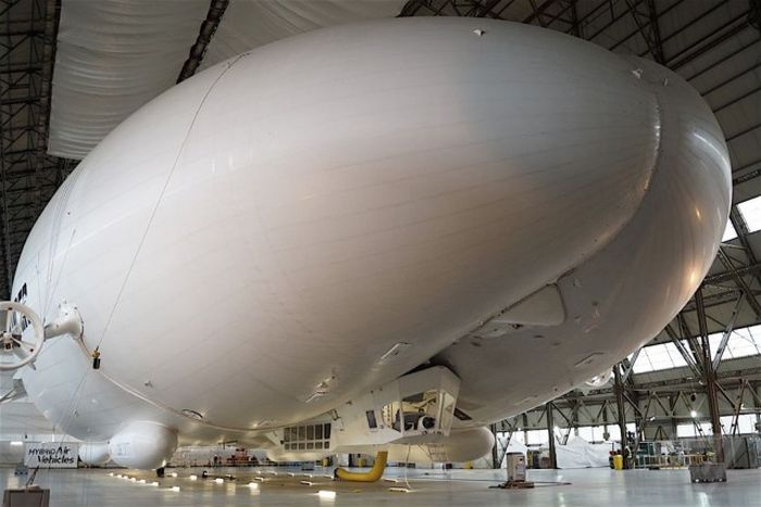      Airlander 10     (19 )