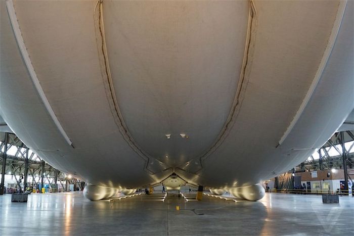     Airlander 10     (19 )