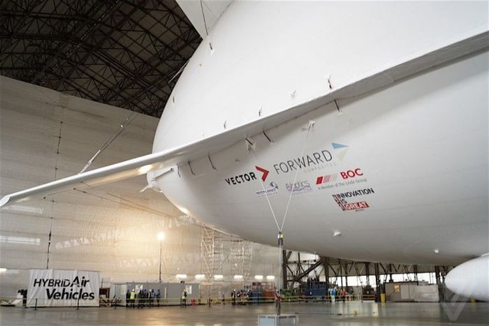      Airlander 10     (19 )