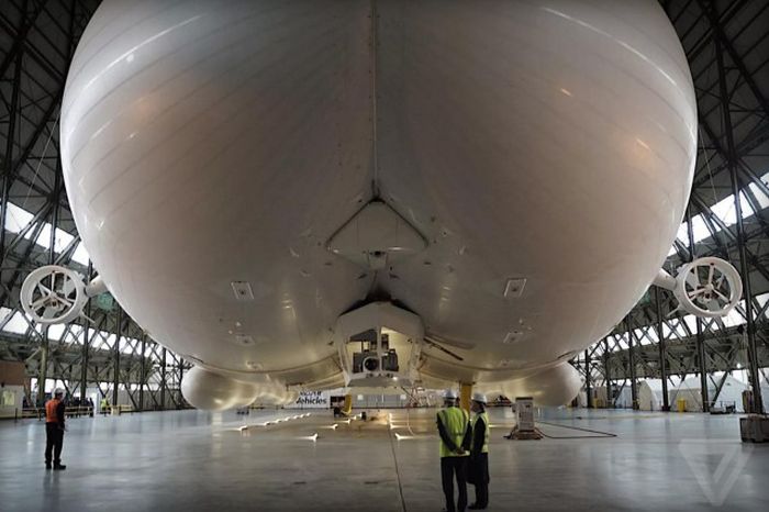     Airlander 10     (19 )