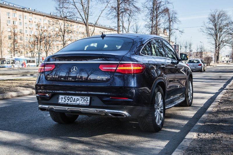 Mercedes-Benz GLE Coupe: - (7 )