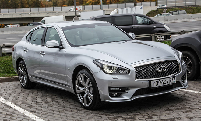 -: Infiniti Q70S (9 )