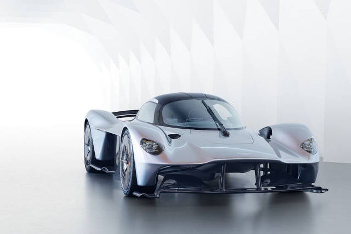 Aston Martin     Valkyrie (9 )