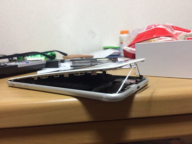   iPhone 8 Plus    (5 )