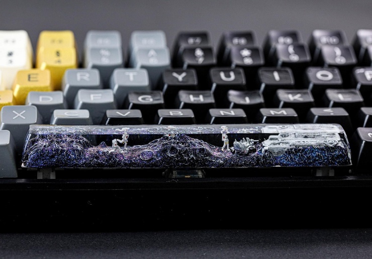 !     (25 )